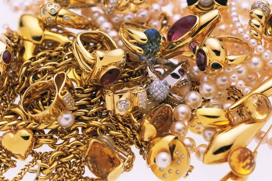 Купить ювелирные украшения из золота в интернет магазине и изделия из серебра с доставкой на дом